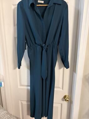 NWT Babaton Aritzia Abbey Midi Shirt Dress Deep Pandora Blue Size S Minimalist